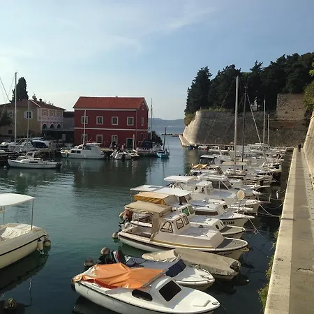 Ella Mare Apartmán *