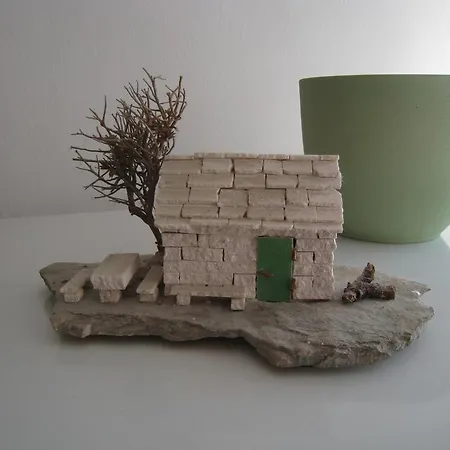 公寓 艾拉马雷公寓 扎达尔